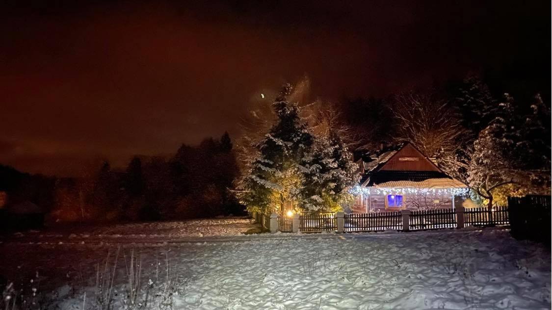 Góralska Czarcia Chata pod Jałowcem Stryszawa Exterior foto